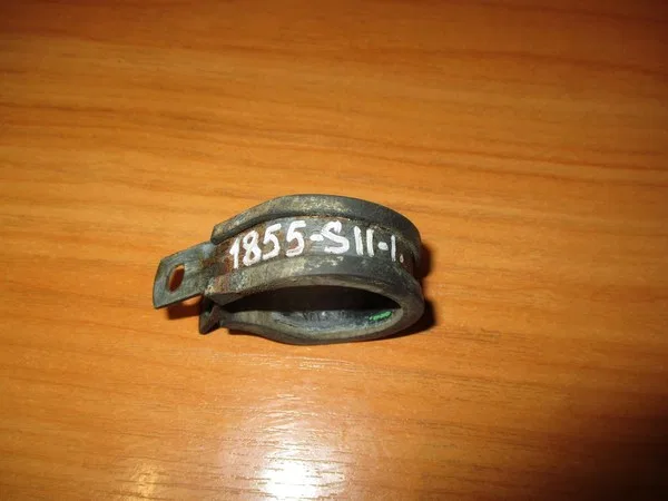 Хомут крепежный D=32 mm