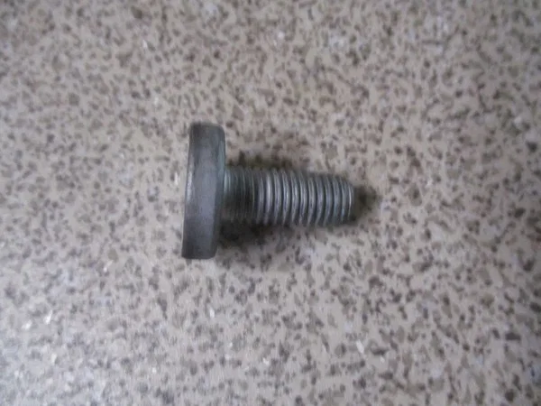 Болт M12*28 под внутренний шестигранник (специальный)