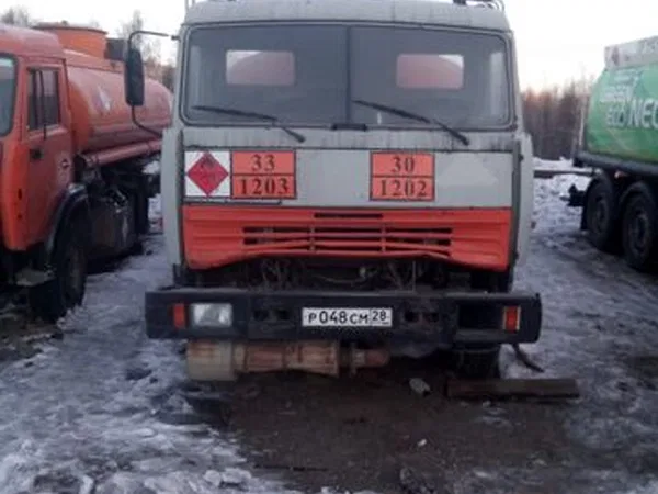 Бензовоз КамАЗ 53229-15 АЦ 56216-011