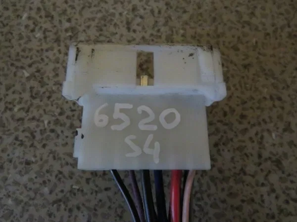 Корпус электроразъема C69 (папа)
