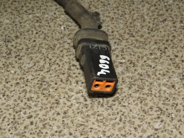 Корпус электороразъема C121 (мама)