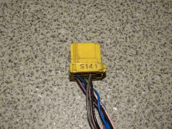 Корпус электроразъема S141 (Мама)