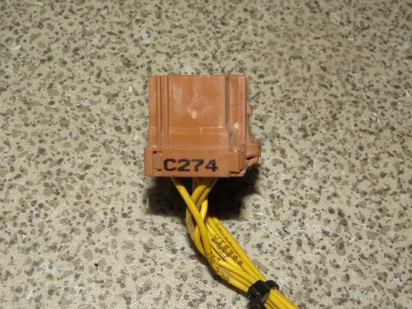 Корпус электроразъема C274 (мама)