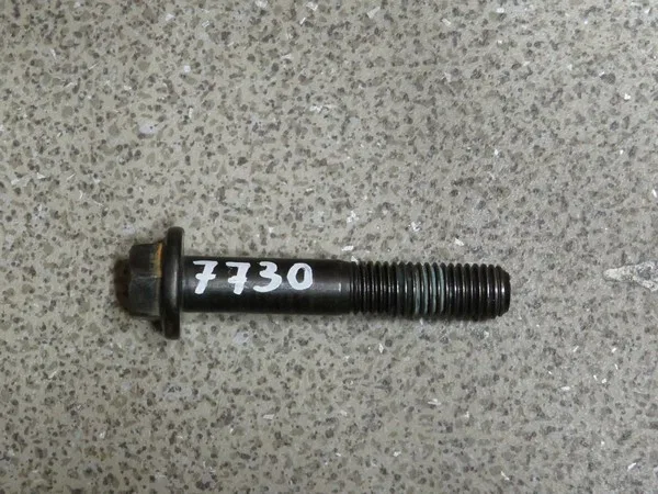 Болт фланцевый M14*80 длина резьбы 40 mm