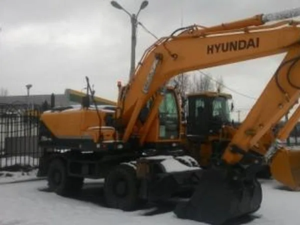 Колесный экскаватор Hyundai R 210W-9S