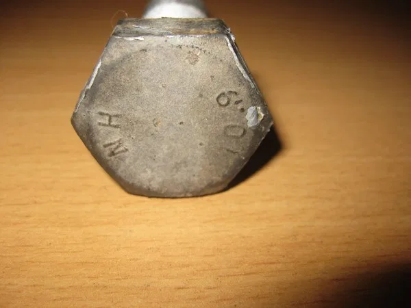 Болт с шестигранной головкой M20*58, длина резьбы 45 мм,прочность 10.9