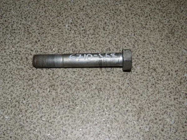 Болт M16*105 длина резьбы 35mm твердость 10,9