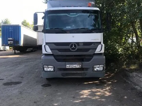 Седельный тягач Mercedes-Benz axor 1835 LS