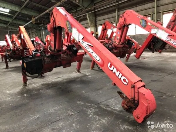 Кран-манипулятор UNIC URU373USX