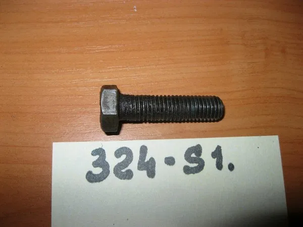 Болт с шестигранной головкой M10*40*1.5  с резьбой по всей длине, прочность8,8 (крепление кронштейнов противоподкатного бруса)