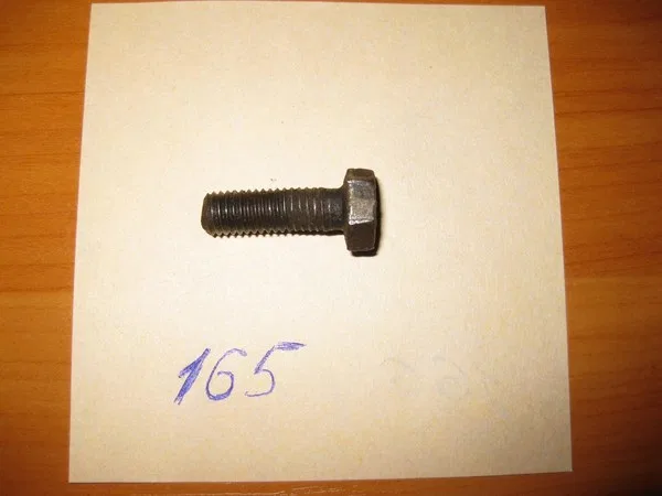 Болт с шестигранной головкой M8*25, резьба по всей длине, прочность 8,8