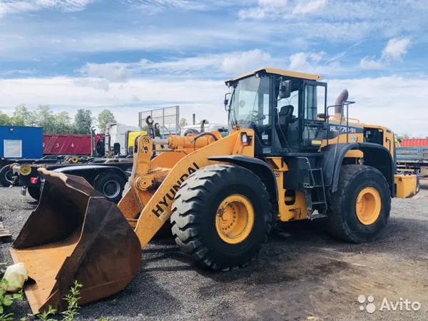 Фронтальный погрузчик Hyundai HL770-9s