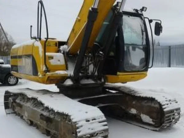 Гусеничный экскаватор JCB 220