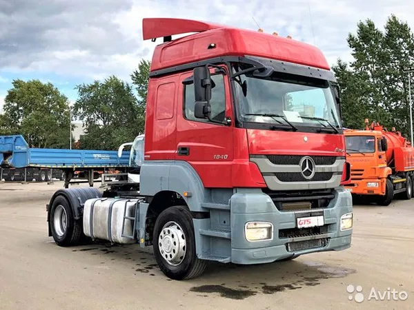 Седельный тягач Mercedes-Benz