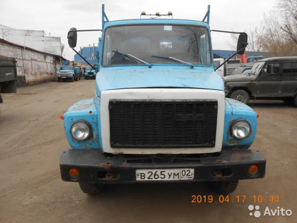 Бортовой грузовик ГАЗ 3307