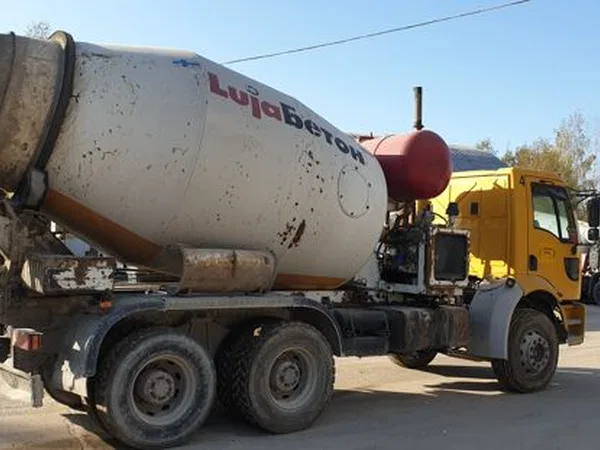 Автобетоносмеситель FORD Cargo