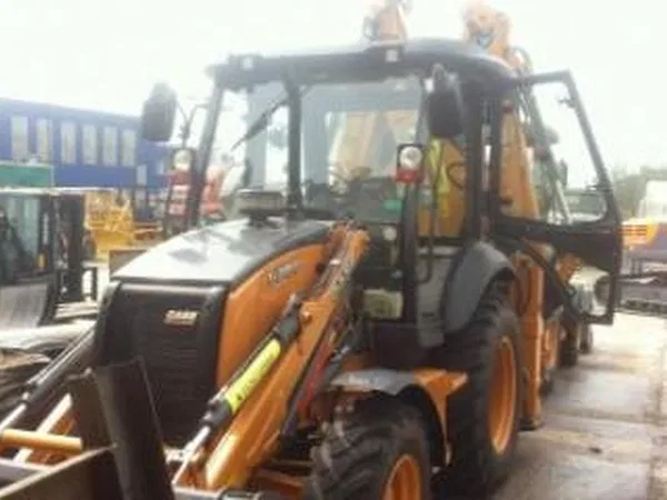 Экскаватор-погрузчик Case 570T