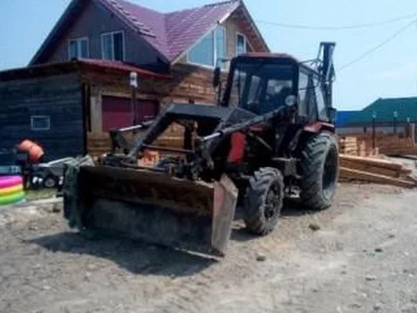 Экскаватор-погрузчик МТЗ Беларус