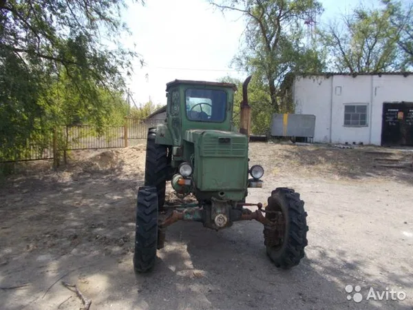 Трактор ЛТЗ Т-40