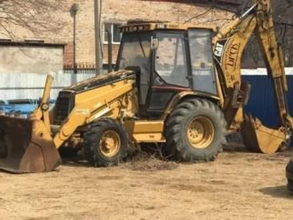Экскаватор-погрузчик Caterpillar 416C