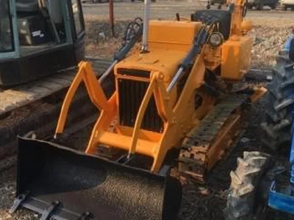 Экскаватор-погрузчик Komatsu D10S
