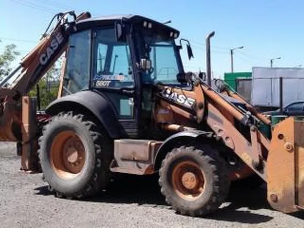 Экскаватор-погрузчик Case 580 T