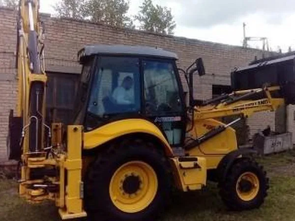Экскаватор-погрузчик New Holland B90B