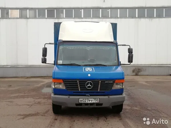 Тентованный автомобиль Mercedec-Benz Vario 814 D
