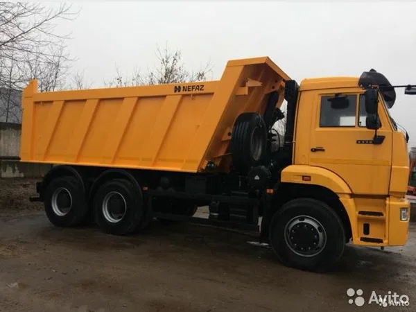 Самосвал КамАЗ 6520