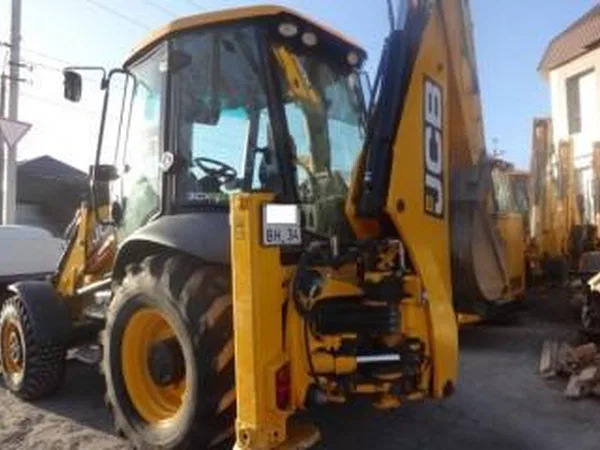 Экскаватор-погрузчик JCB 3CX