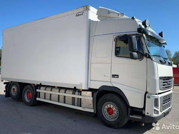 Изотермический грузовик Volvo FH16 600