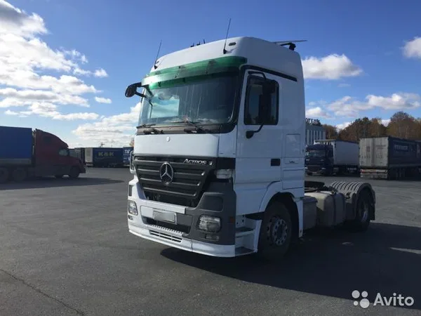 Седельный тягач Mercedes-Benz Actros 1844