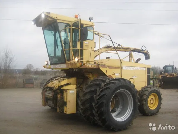 Кормоуборочный комбайн New Holland