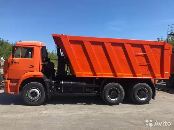 Самосвал КамАЗ 6520