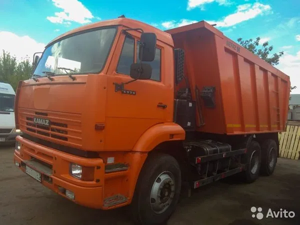 Самосвал КамАЗ 6520