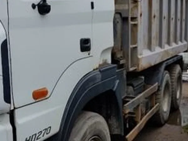 Самосвал Hyundai HD270