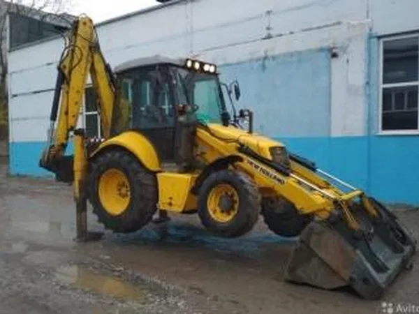 Экскаватор-погрузчик New Holland LB-110 (телескоп)