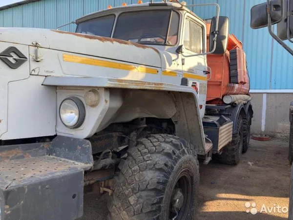 Автоцистерна УРАЛ АЦ