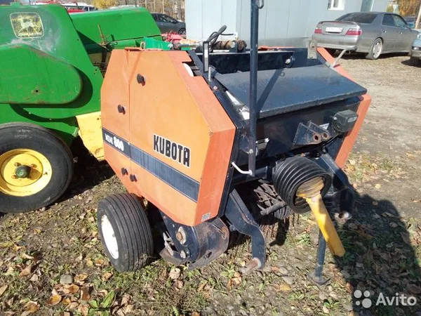 Пресс-подборщик Kubota Mini 800