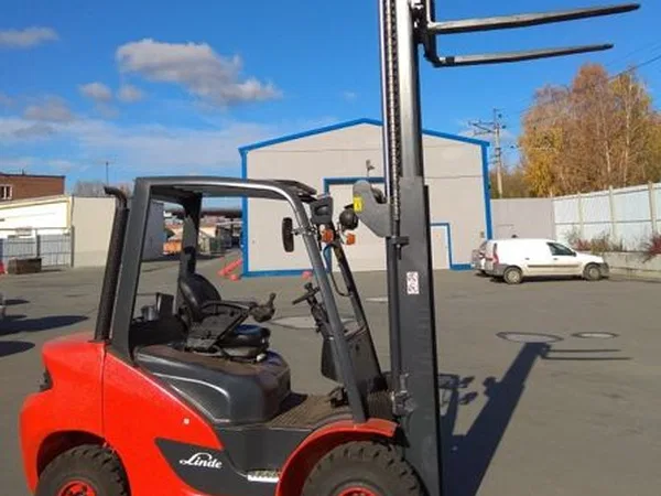 Вилочный погрузчик Linde H30D