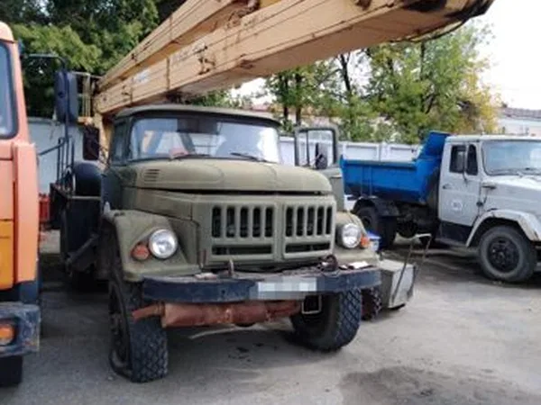 Автовышка ЗИЛ 131 с АГП-22