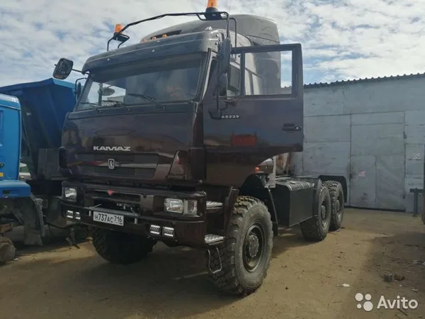 Седельный тягач Камаз 65225