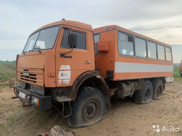 Вахтовый автобус КамАЗ 43114 НефАЗ