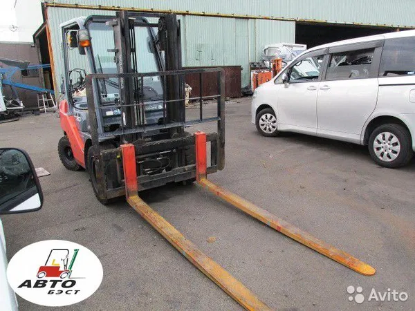 Вилочный погрузчик Toyota
