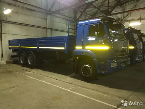 Бортовой грузовик КамАЗ 65117
