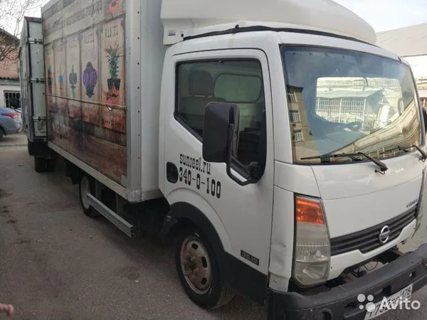 Промтоварный фургон Nissan Cabstar