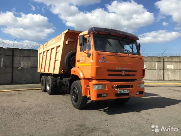 Самосвал КамАЗ 6520