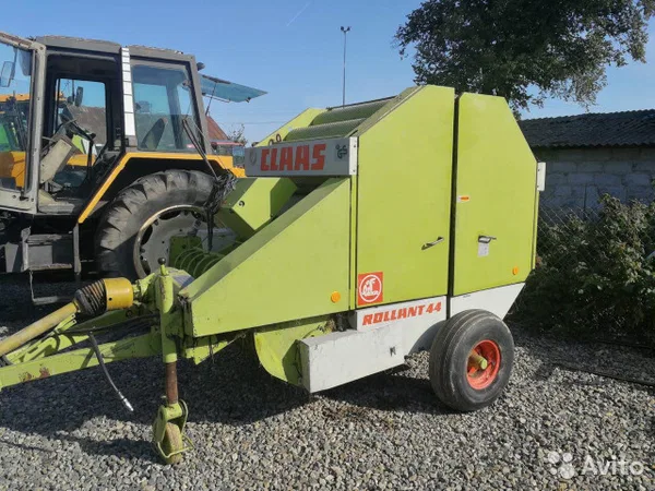 Пресс-подборщик Claas Rollant 44