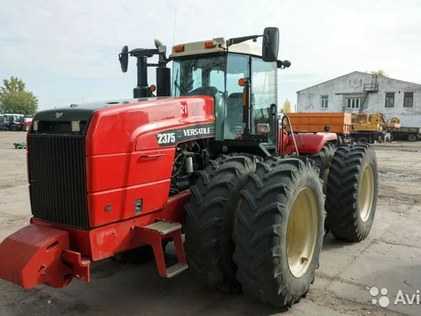 Трактор Versatile Buhler 2375