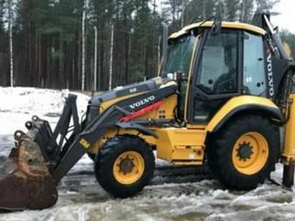 Экскаватор-погрузчик Volvo BL 61